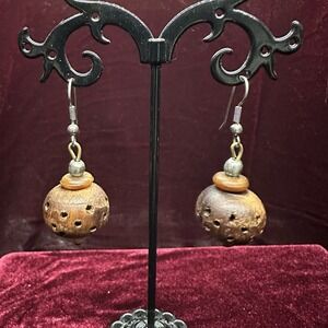 Vtg Wooden Drop Dangle Earrings Primitive Natural Wire Hook Earth Tones